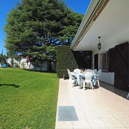 Holiday home Casa Con Piscina Privada, Jardin Amplio Y Estudio Independiente, 5 - Es-325-34 Torroella De Montgri
