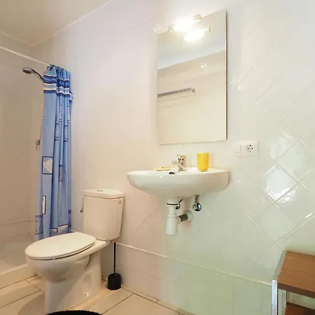 Casa Con Piscina Privada, Jardin Amplio Y Estudio Independiente, 5 - Es-325-34 *